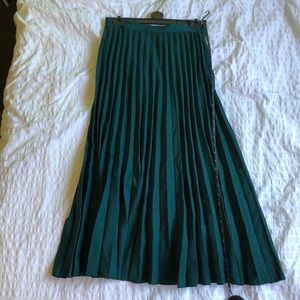 Mango NWOT pleated midi skirt